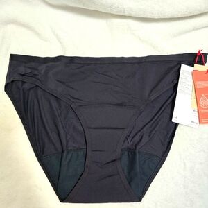 Thinx Air Bikini black light period panties 4X
